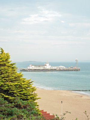 bournemouth-beach-in-dorset-uk-in-the-summertime-2026-01-09-13-54-13-utc