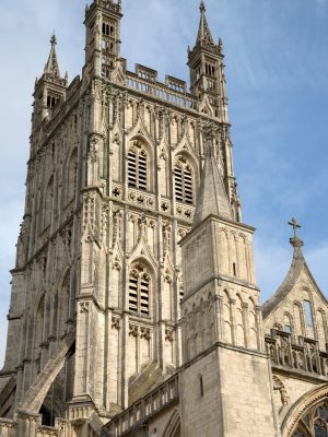 gloucester-cathedral-england-uk-2026-03-26-02-32-50-utc